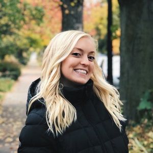 Meet your Posher, Natalie